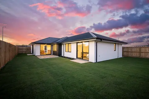 20 Glovers Road — image 4