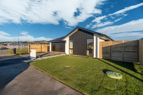 20 Glovers Road — image 19